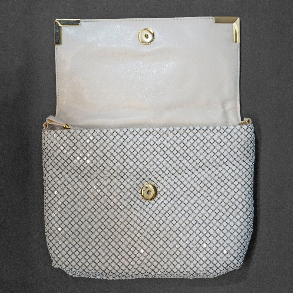 Vintage 70s Metal Mesh Purse White Bridal Disco Evening Bag Whiting Davis Style - Picture 7 of 10